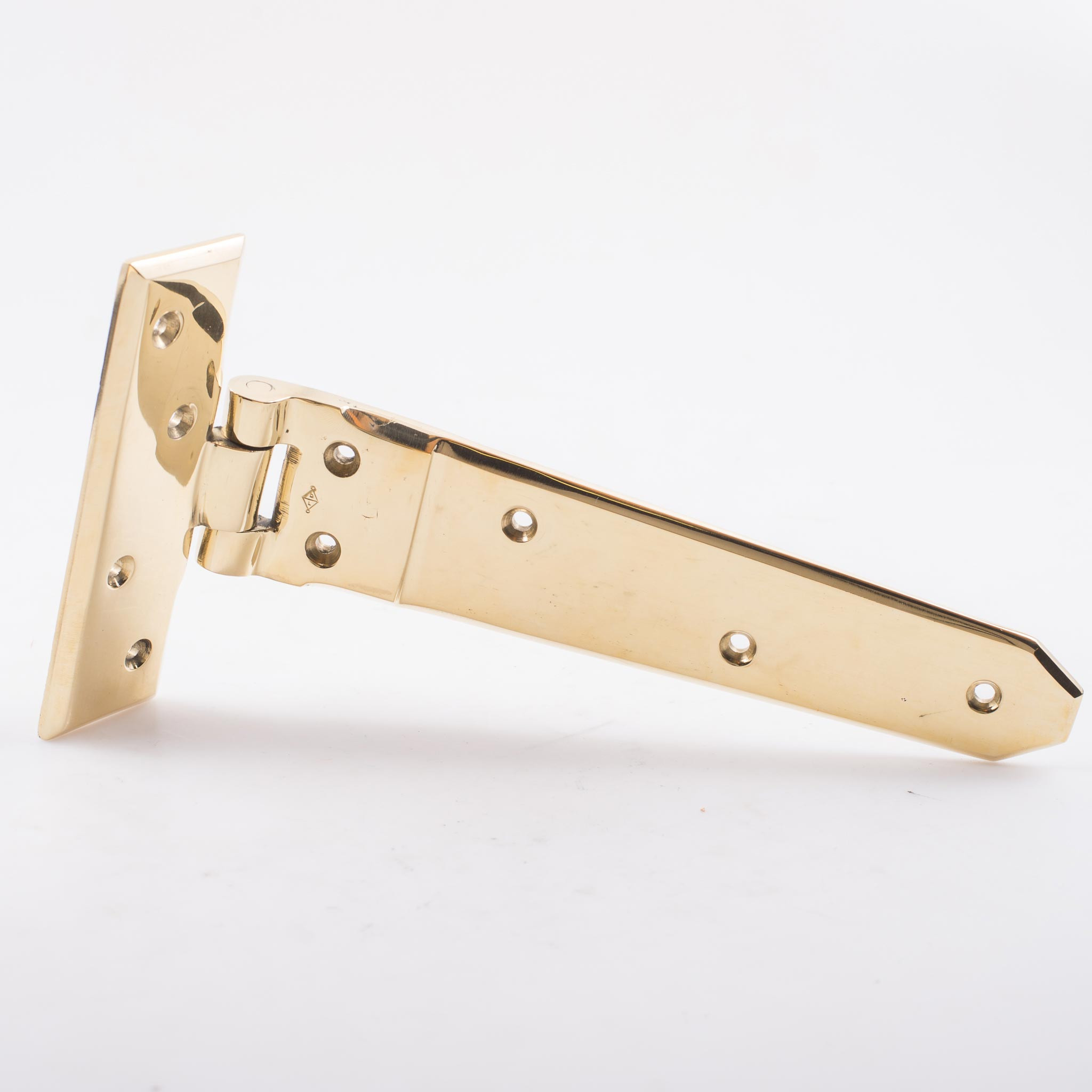 Davey and Co. Hinge Tee Brass