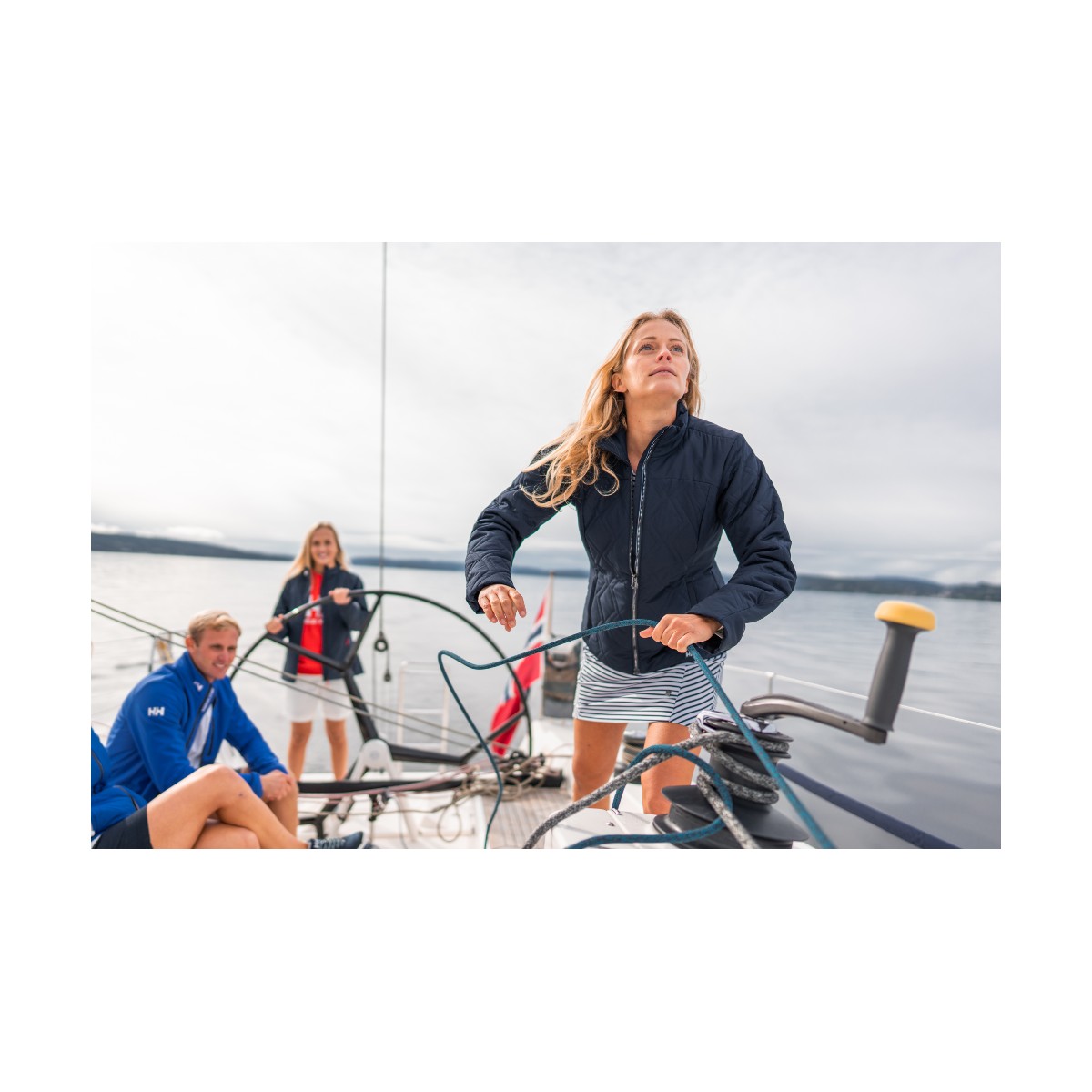 Helly Hansen Womens Crew Insulator Jacket Navy 34071